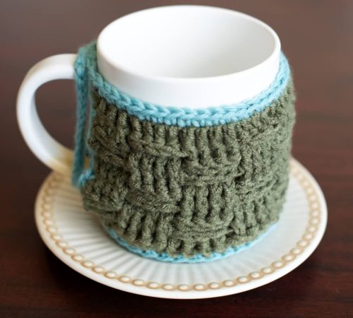 sip-and-savor-Boye_CrochetMugCozy